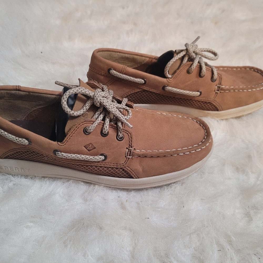 Sperry's - Picture 3 of 4